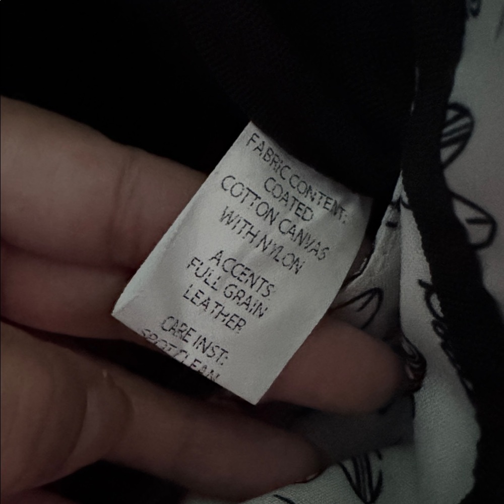 BOULEVARD Black Tote and Crossbody Bag - Picture 4 of 6